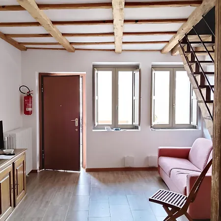 Ca' Poschiavini - Casa Albera * Casa Piali