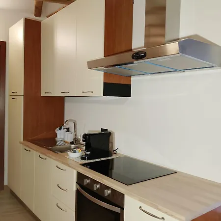 Ca' Poschiavini - Casa Albera * Casa Piali